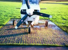 click for more hardstanding photos